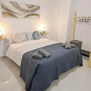 https://apartamento-suite-sol-1.es-andalucia.com